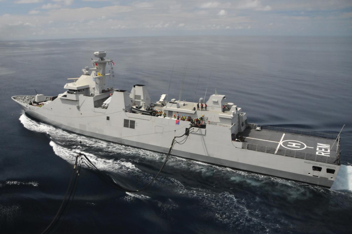 The Indonesian frigate KRI Raden Eddy Martadinata receives fuel from the USNS Rappahannock (T-AO-204) during a 2018 underway replenishment in Indonesian territorial waters.