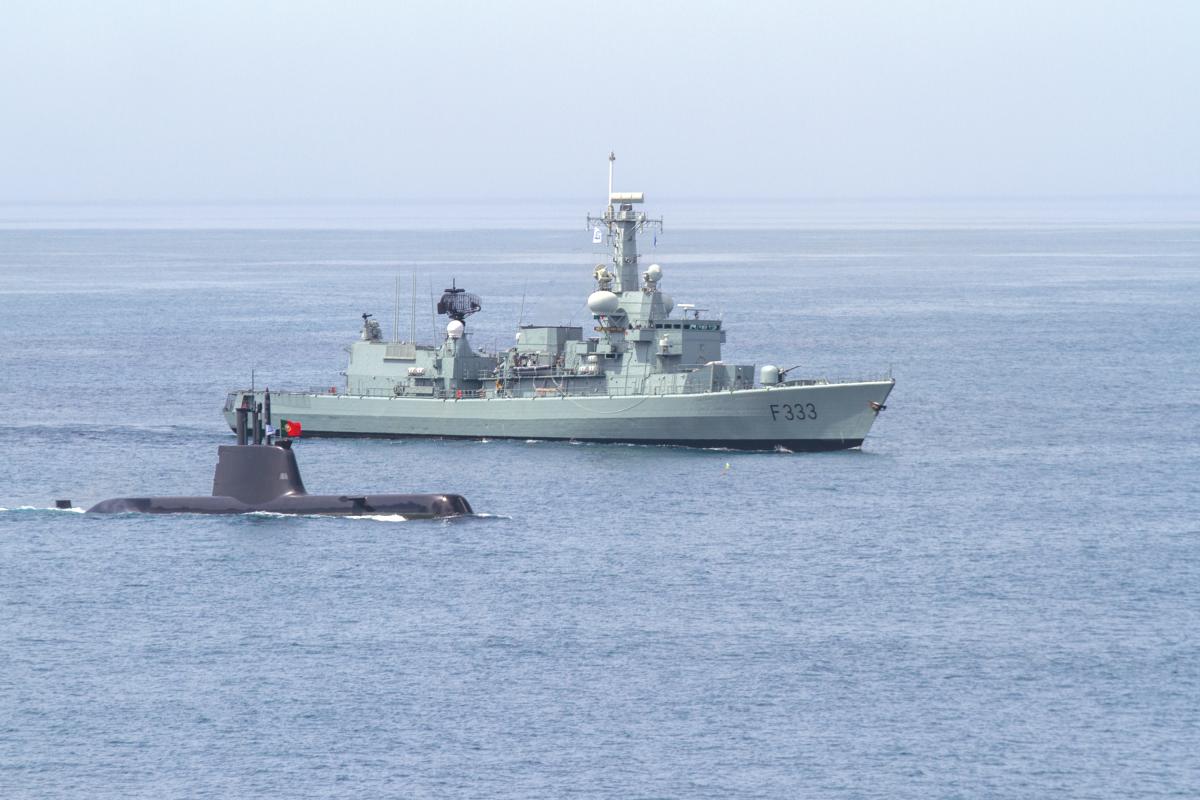 The Portuguese Navy frigate NRP Bartolomeu Dias operates in company with the NRP Arpão, one of the Navy’s Tridente-class diesel-electric submarines.