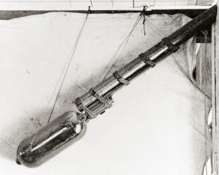 A late (circa 1893) version of a 100-pound service spar torpedo warhead