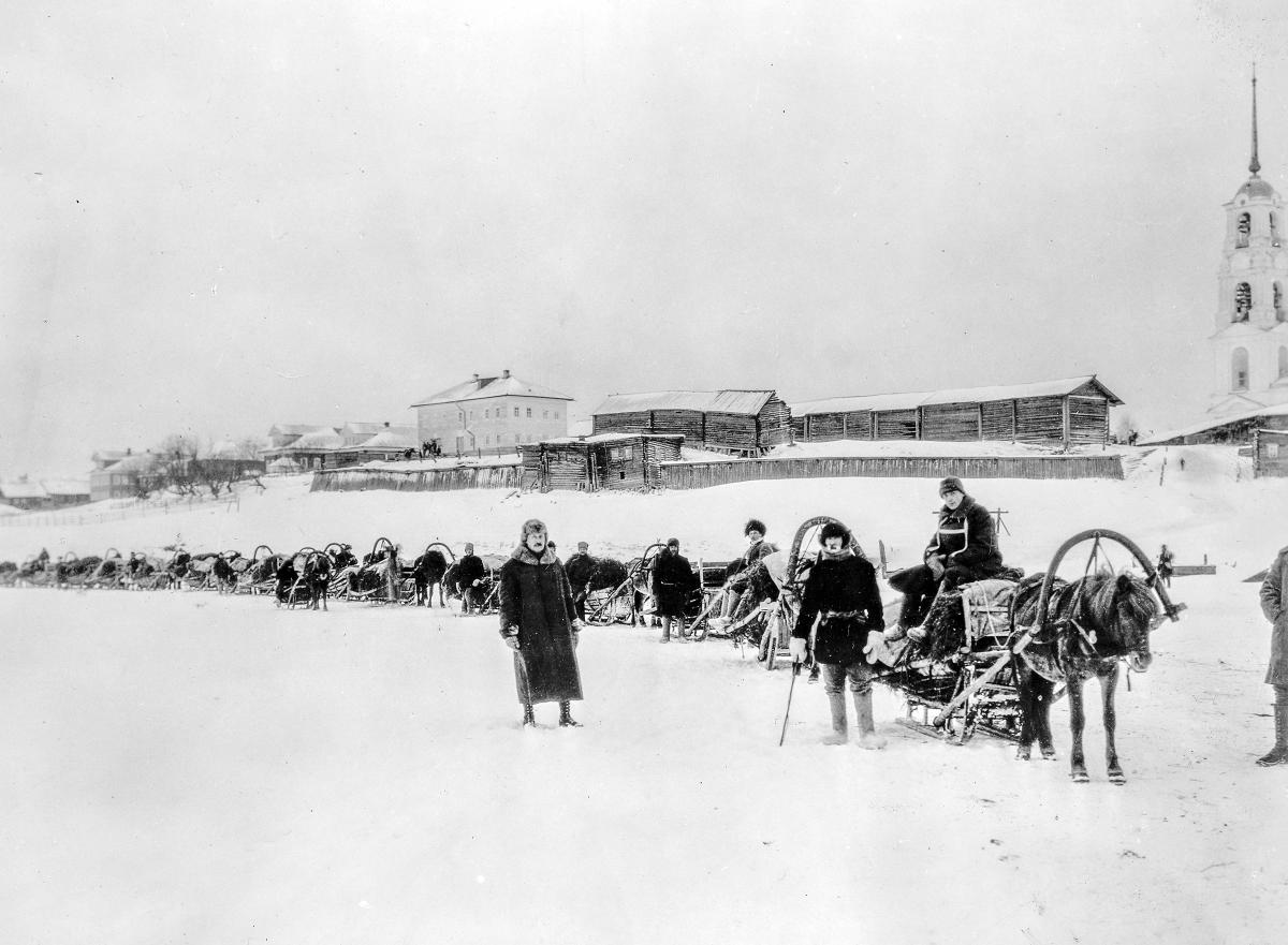 A convoy of sleds comprised of Allied troopsmarching somewhere in northern Russia during the intervention period of the Russian Civil War