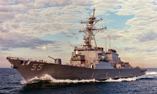 Bow view of the USS Stout (DDG-55) underway at sea.