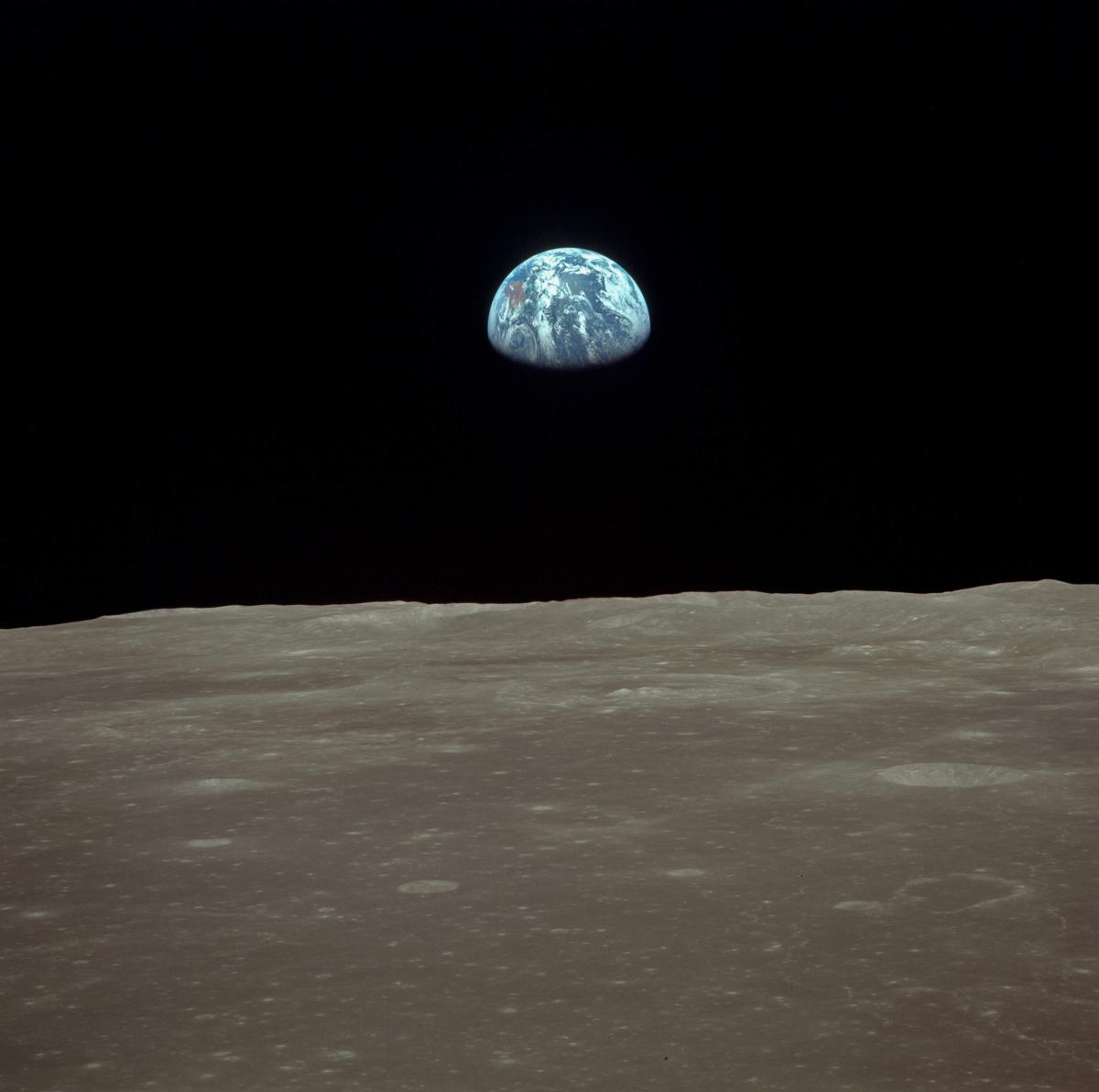 Earthrise seen from Apollo 11