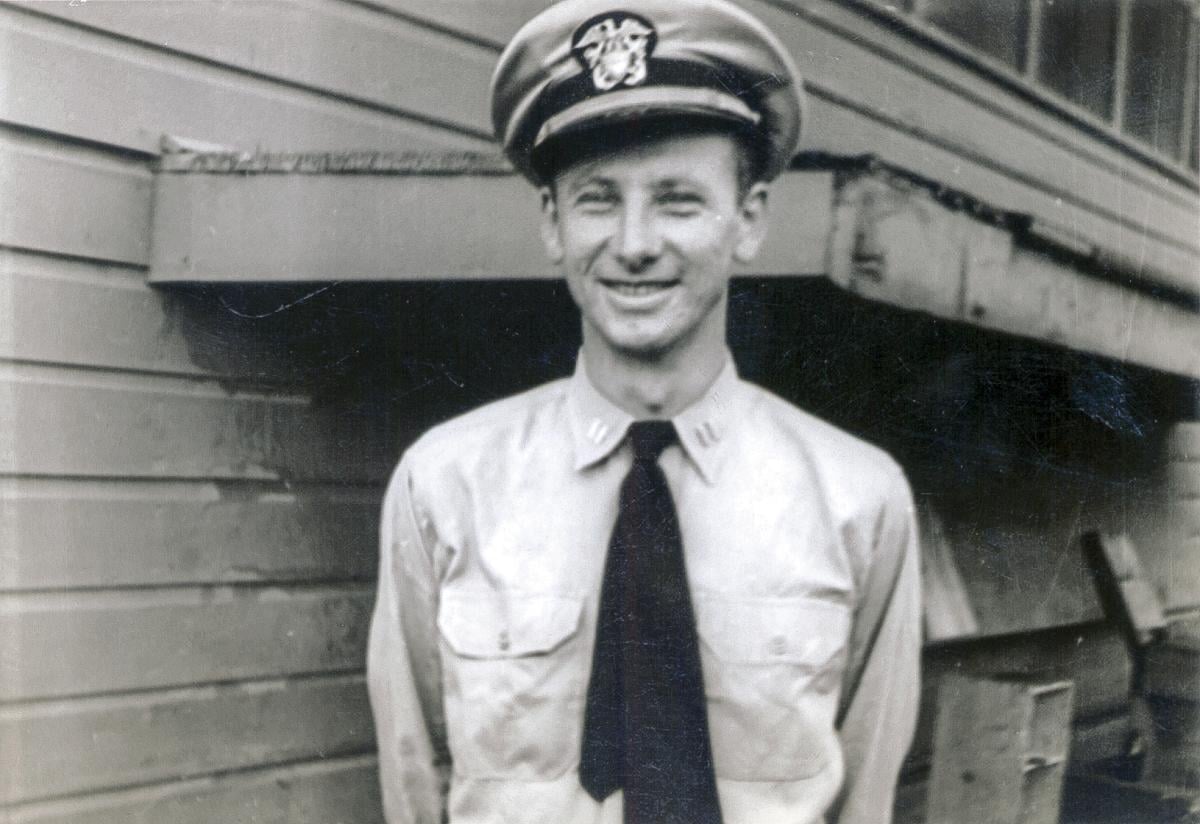 Portrait of Lieutenant Elmer Oettinger