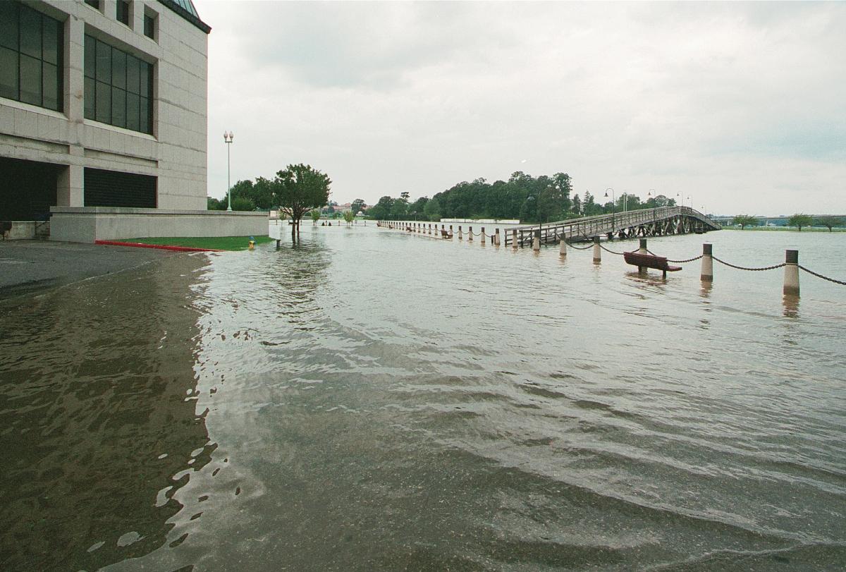 McNair Road beside Nimitz Library is awash on the U.S. Naval Academy yard, flooded by the storm surge following Hurricane Isabel in 2003