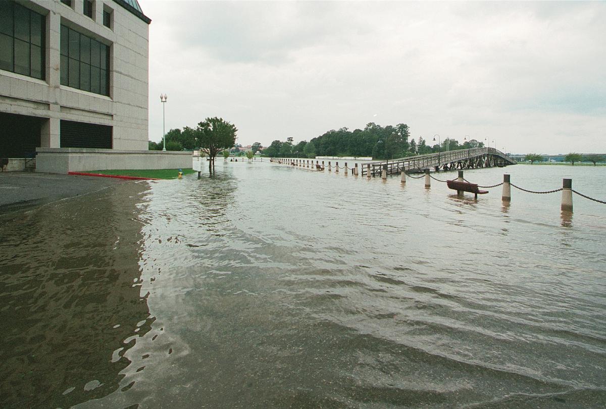 McNair Road beside Nimitz Library is awash on the U.S. Naval Academy yard, flooded by the storm surge following Hurricane Isabel in 2003