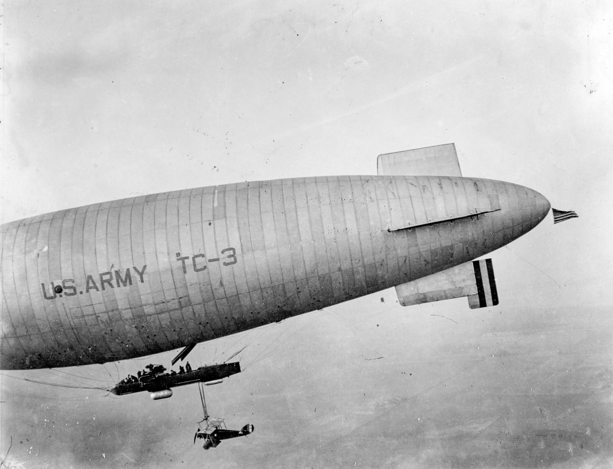 Army airship TC-3 with Sperry Messenger airplane attached