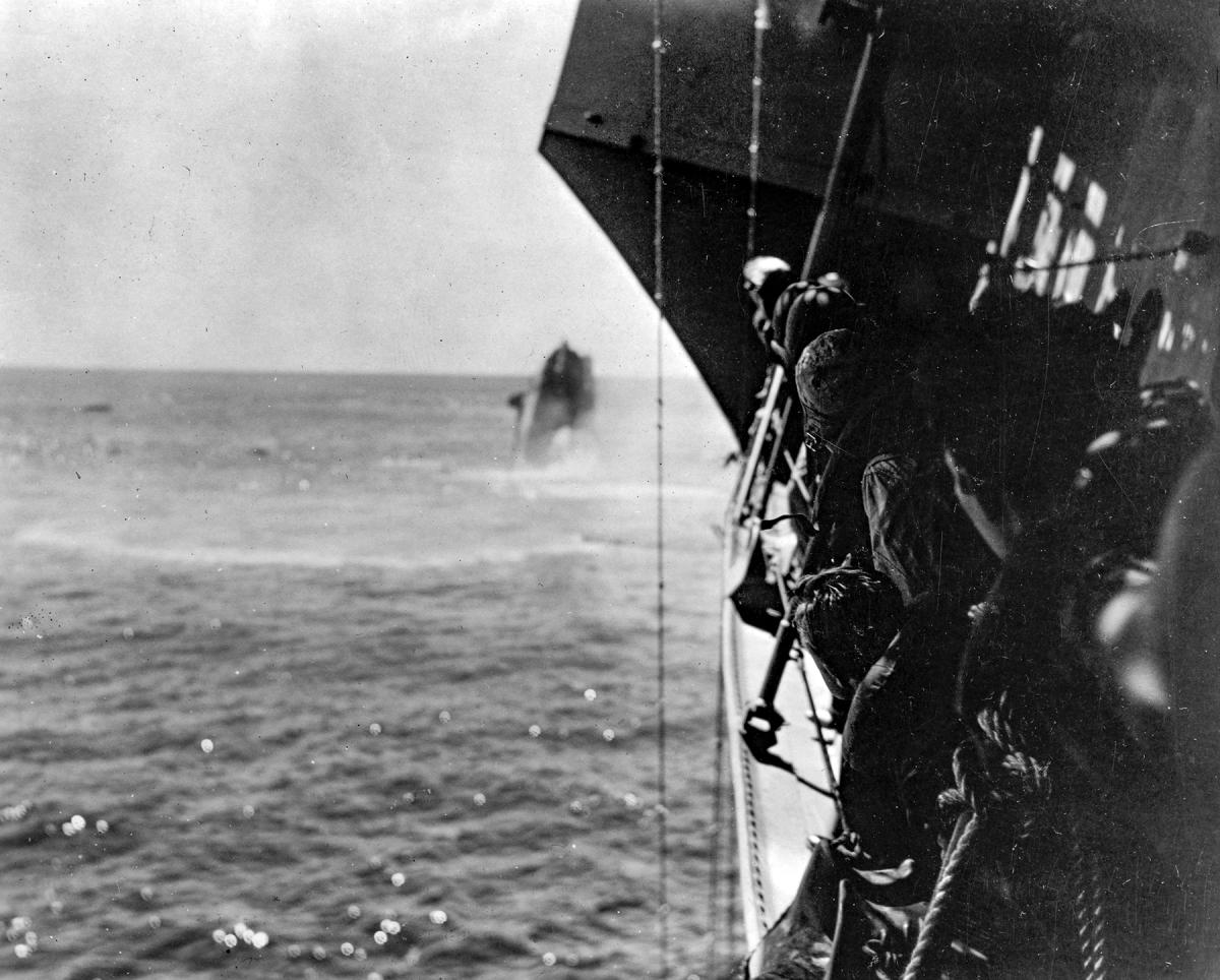 Last moment of the USS Hammann (DD-412) lost in the Battle of Midway, 6 June 1942