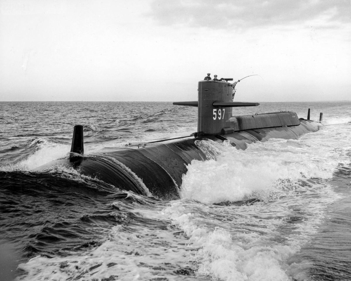 Surface port bow view of the USS Tullibee (SSN-597) underway