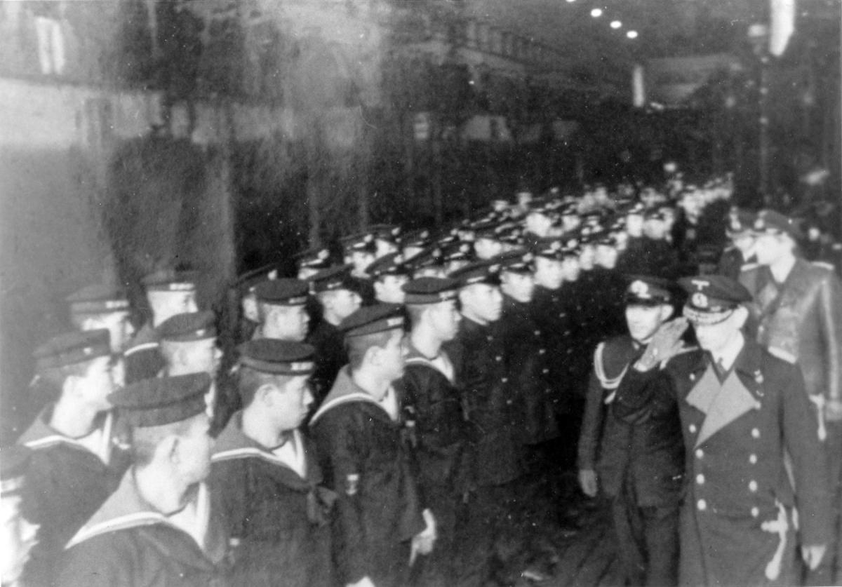 Crew of the Japanese submarine I-30 in August 1942 at Bordeaux, France, 1942