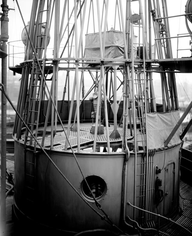 cage masts