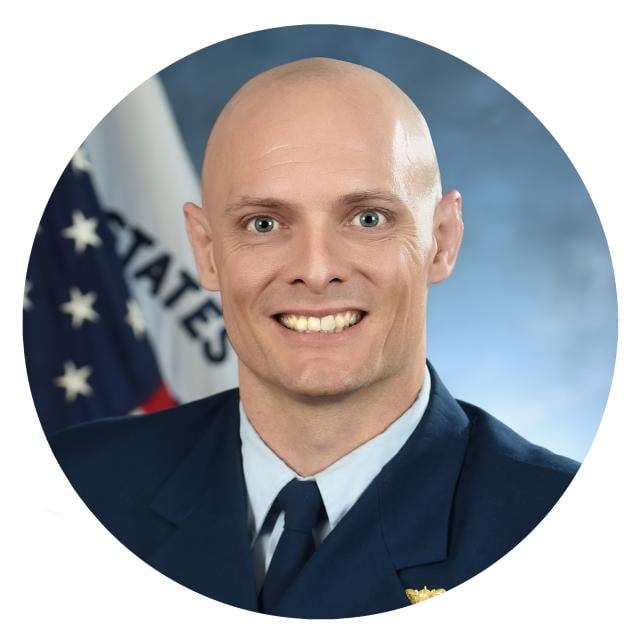 Craig Allen Round headshot