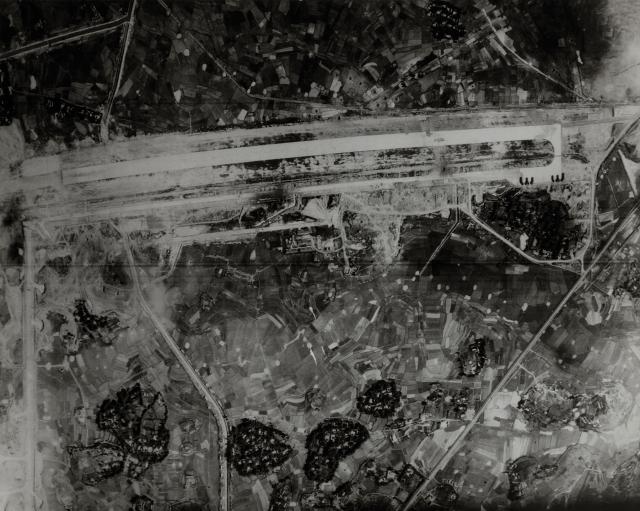 When Dosé flew over the length of Kep Air Base’s 6,000-foot runway, he spotted MiG-17s in revetments and a pair of MiG-21s short of the airstrip. Circling down and approaching fast and low, he and Hawkins came in behind two unsuspecting -21s that were taking off. 
