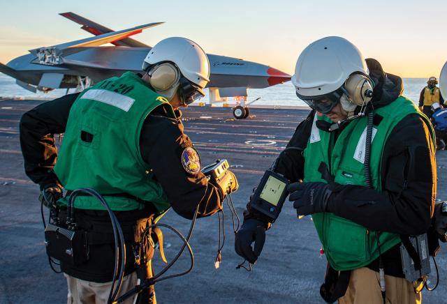 MQ-25 Stingray