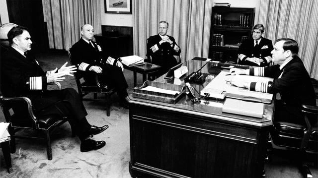 Admiral Holloway meets with the Navy’s principal commanders in his Pentagon office in late July 1974, shortly after he became CNO. Unlike Zumwalt, Holloway was able to work within the Navy establishment and became an influential leader, suggesting a new strategic course for the Navy that came to fruition in the 1980s.