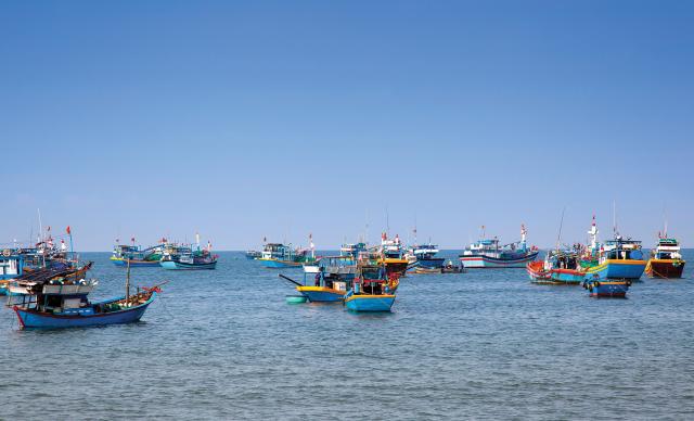 China’s maritime aggression threatens the sovereign fishing rights of several Indo-Pacific nations, including Vietnam. The LCS’s shallow draft makes it ideal for defending such fishing vessels, which often cluster in shallower water.