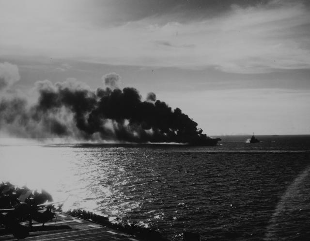 Ommaney Bay (CVE-79) sinking