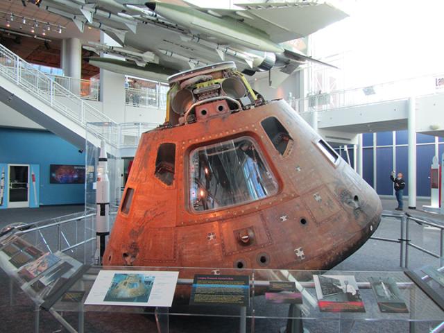 11 Apollo12_CommandModule_Hampton