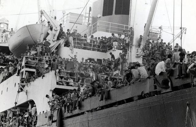 vietnamrefugeesaboardPioneerContenderApril1975-sm