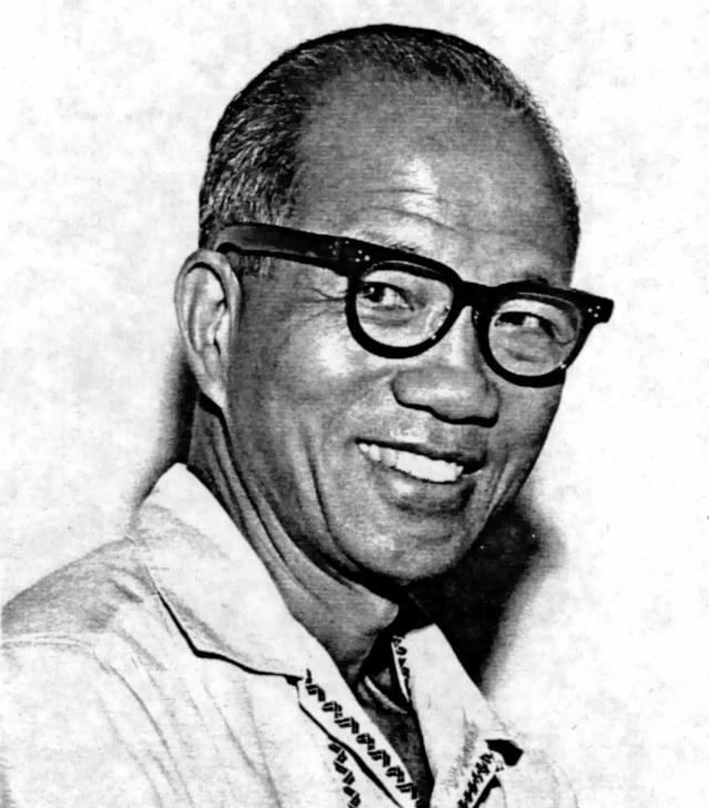 Portrait of Yau Fai Lum
