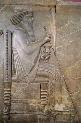 A rock relief of King Xerxes, self-proclaimed “King of Kings.” Xerxes went against Artemisia’s advice to “spare his ships” and to avoid a naval battle and ended up losing badly. Despite his defeat, Xerxes’ esteem  for Artemisia grew, and he continued to seek her counsel.