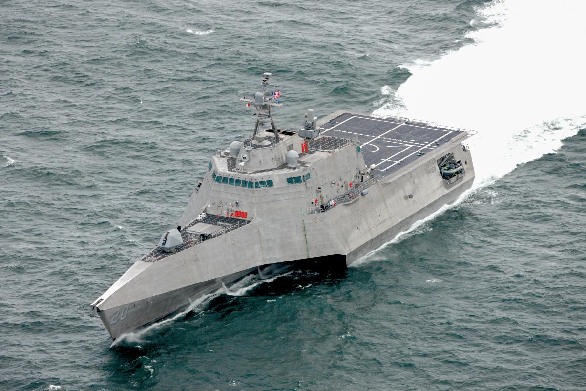 Aerial oblique port bow view of the USS Cincinnati (LCS-20) underway