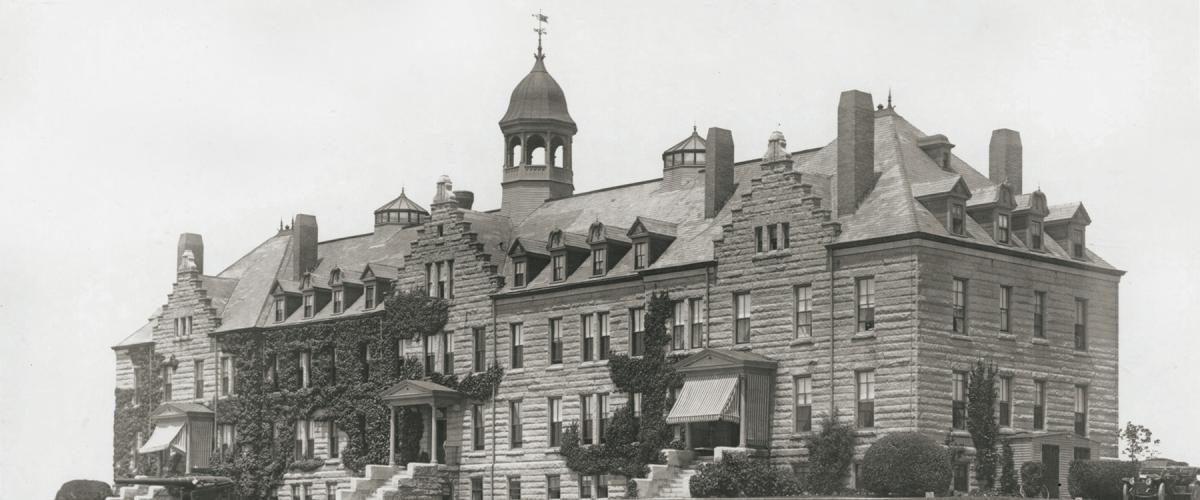 Luce Hall at the Naval War College in 1913