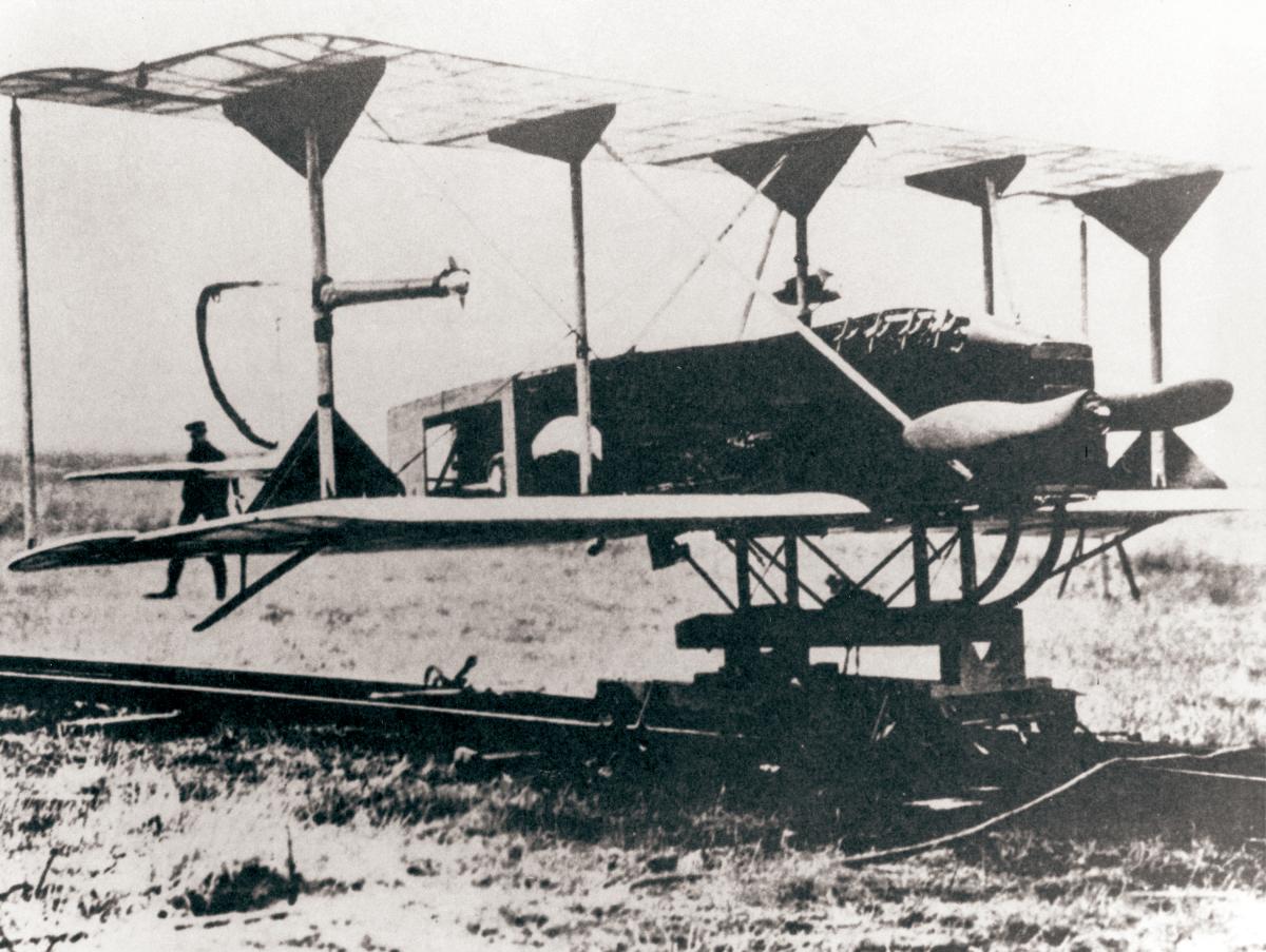 Hewitt-Sperry “Flying Bomb” on its launch catapult during tests. 