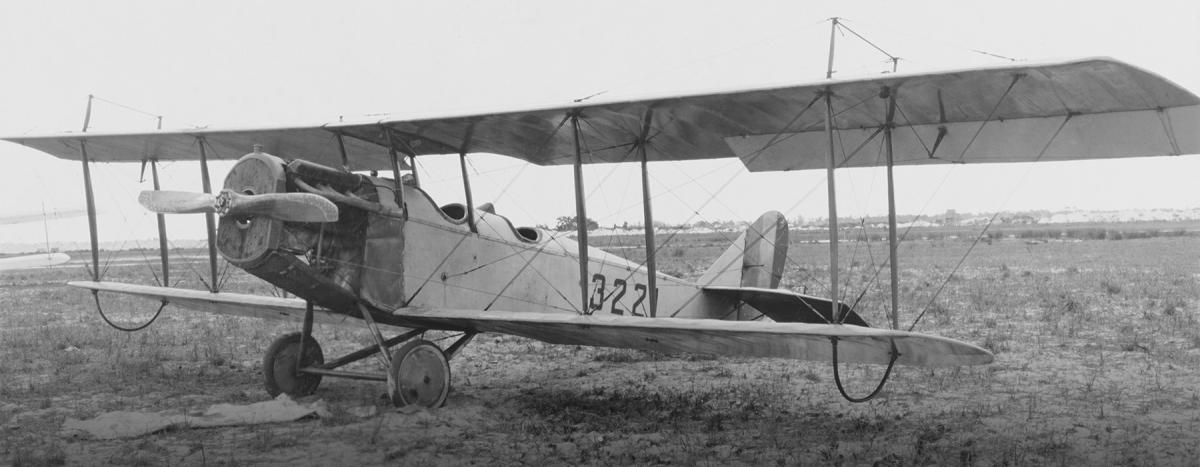  JN-4H 