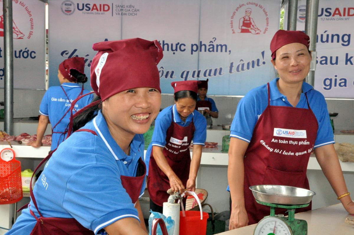 Market workers in Vietnam