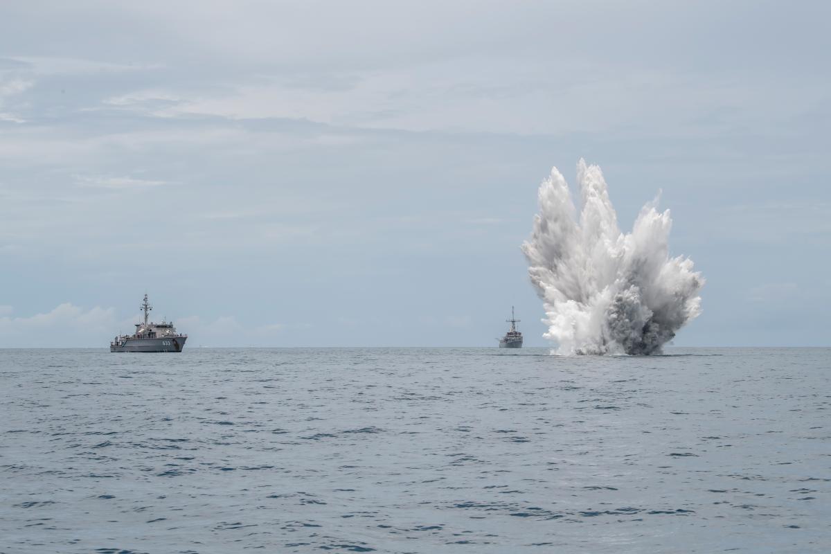 USS Pioneer (MCM-9) observes a controlled explosion during exercises with the Royal Thai Navy