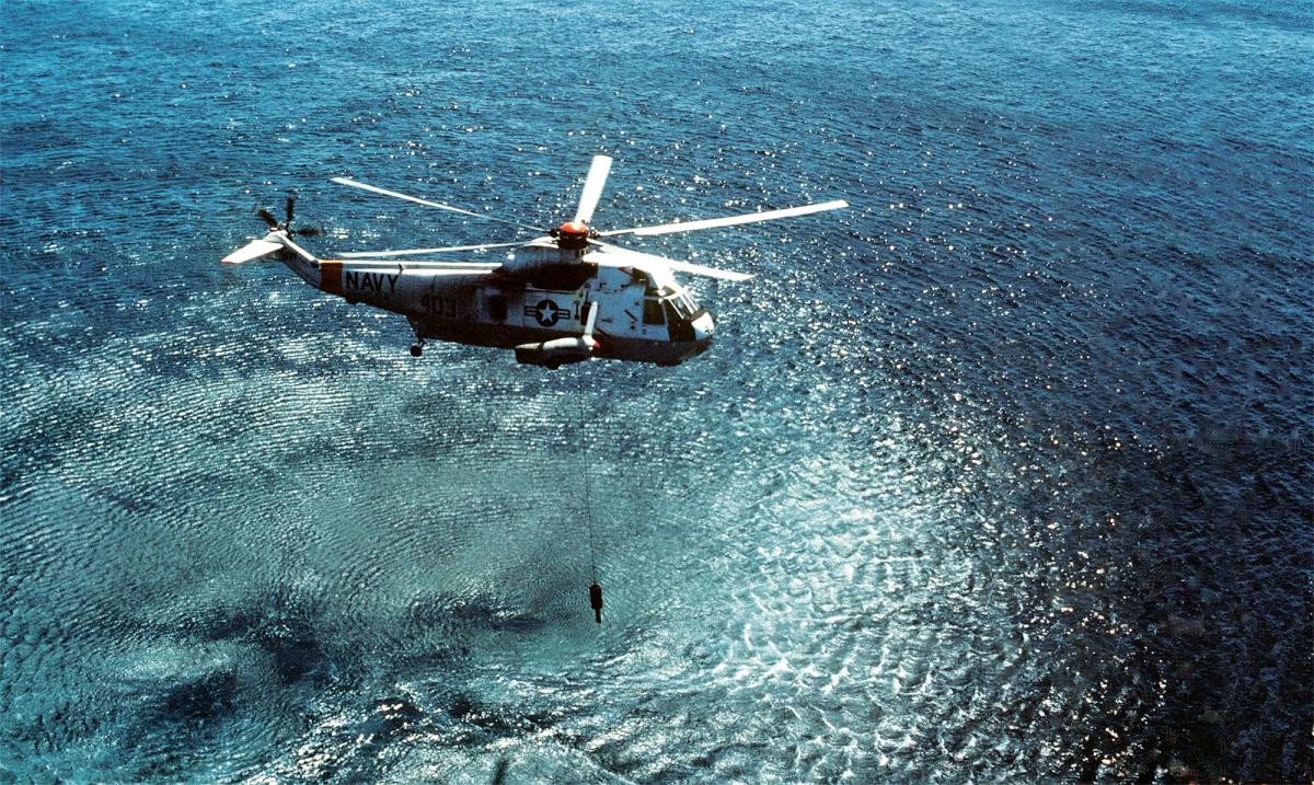 Air-to-air right side view of a Navy SH-3D Sea King  helicopter assigned to Helicopter Anti-Submarine Squadron 84 during flight operations.