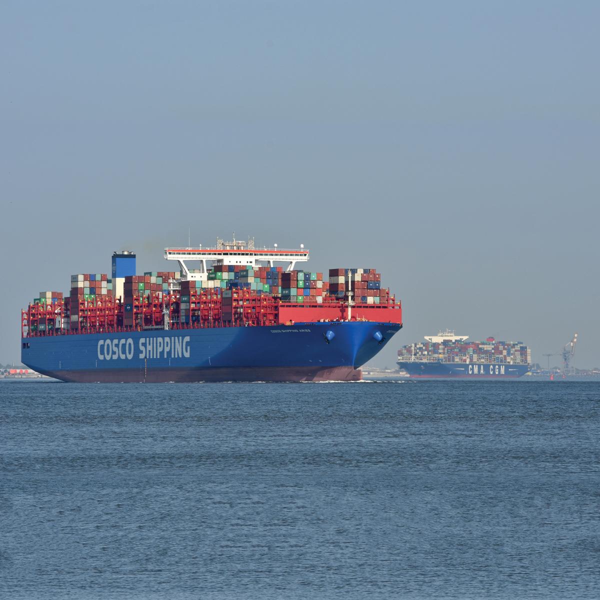COSCO Shipping container ship Aries & CMA CGM container ship Bougainville upstreaming the river Elbe