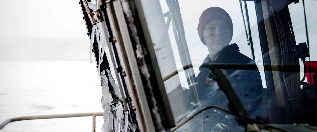 The USCGC Healy (WAGB-20) underway in the Arctic Ocean.