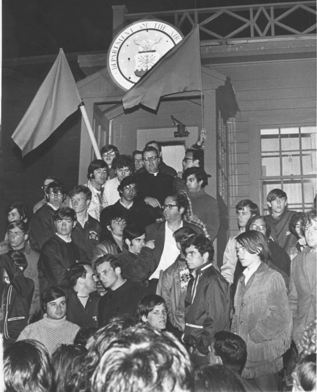 College of the Holy Cross Archives