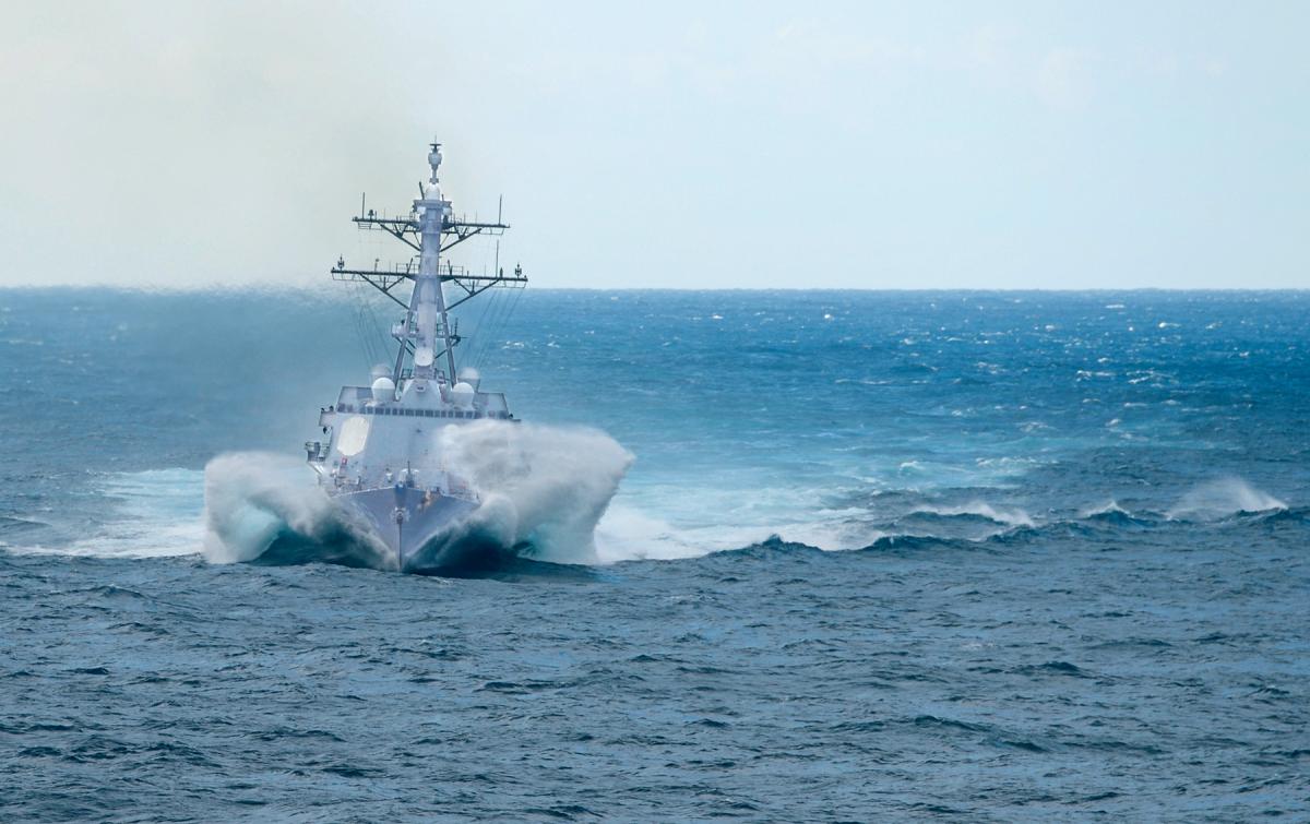 The Arleigh Burke–class guided-missile destroyer USS Farragut (DDG-99) transits the Atlantic Ocean. Under certain conditions, ship transits can be done more efficiently by employing a total fuel consumption analysis, accounting for both the gas-turbine main engines and the ship’s service gas-turbine generators.