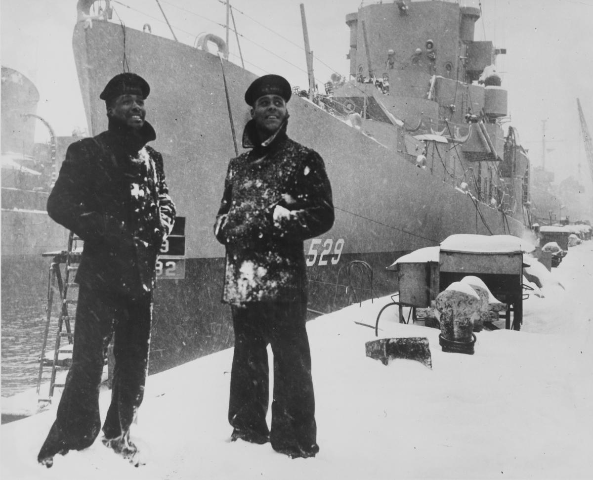 USS Manson DE 529 crew