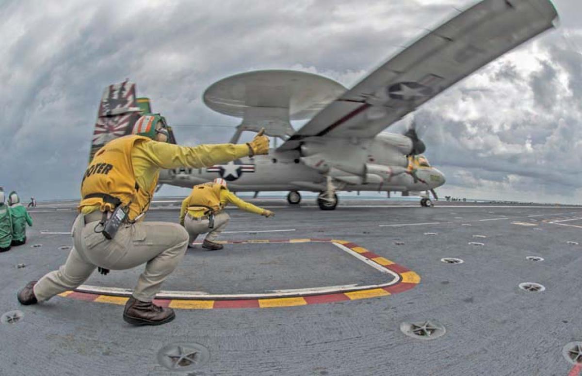 U.S. Navy (Chris Cavagnaro)