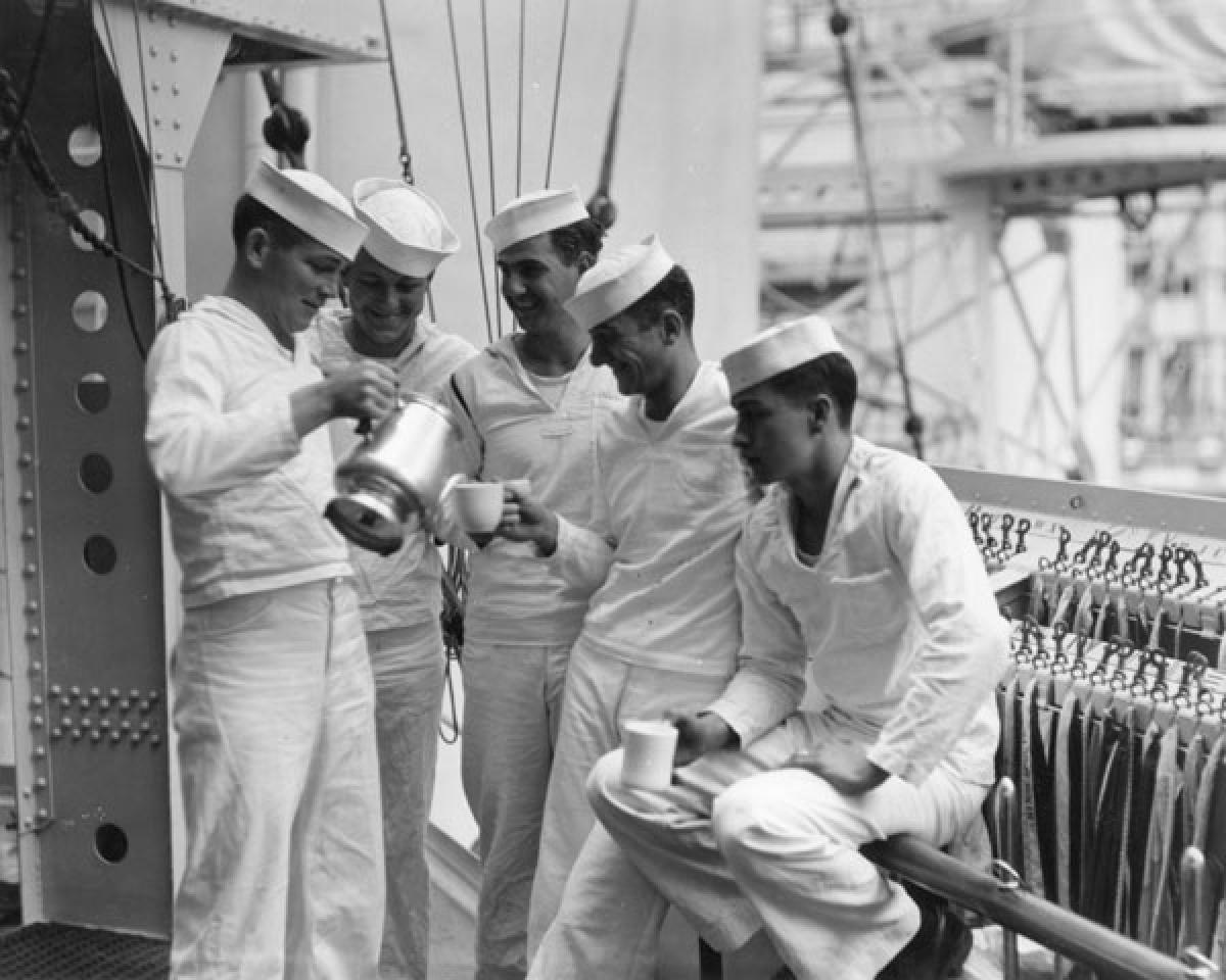 A Cup O Joe Naval History Magazine April 11 Volume 25 Number 2 A Cup O Joe Naval History Magazine April 11 Volume 25 Number 2