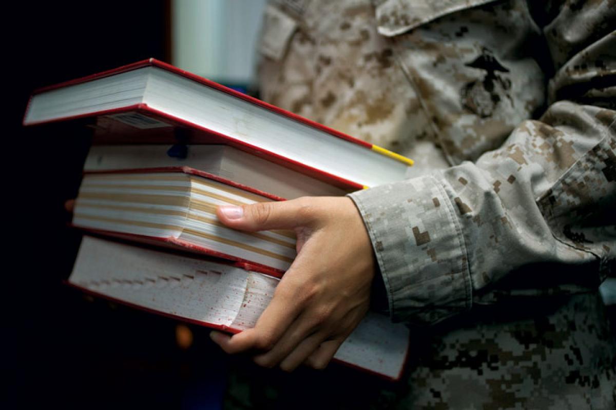 U.S. Marine Corps (Suzanna Knotts)