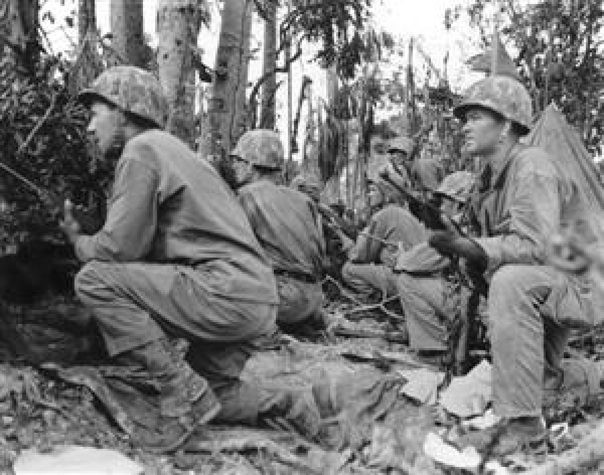 with the old breed at peleliu and okinawa with the old breed at peleliu and okinawa