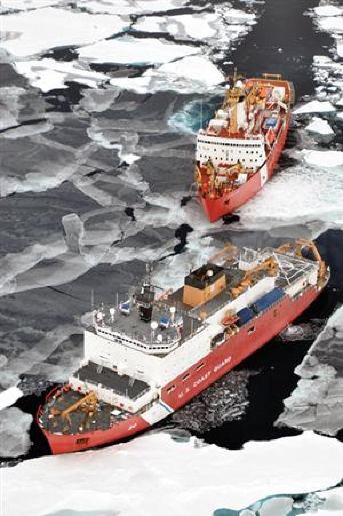 U.S. Coast Guard (Patrick Kelley)