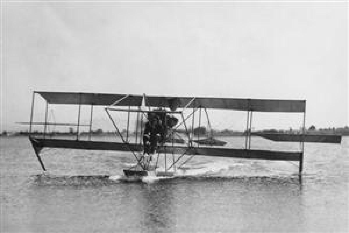 U. S. Naval Institute Photo Archive