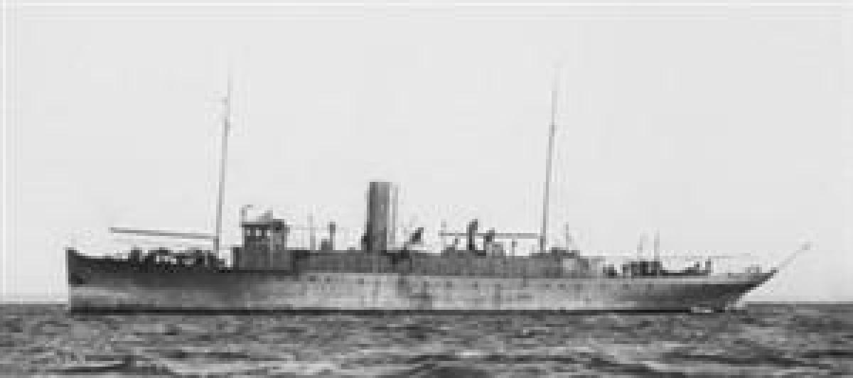 NAVAL HISTORICAL CENTER
