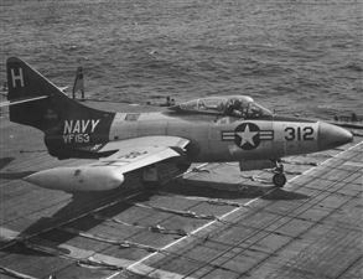 Historic Aircraft-The Navy's Frontline in Korea