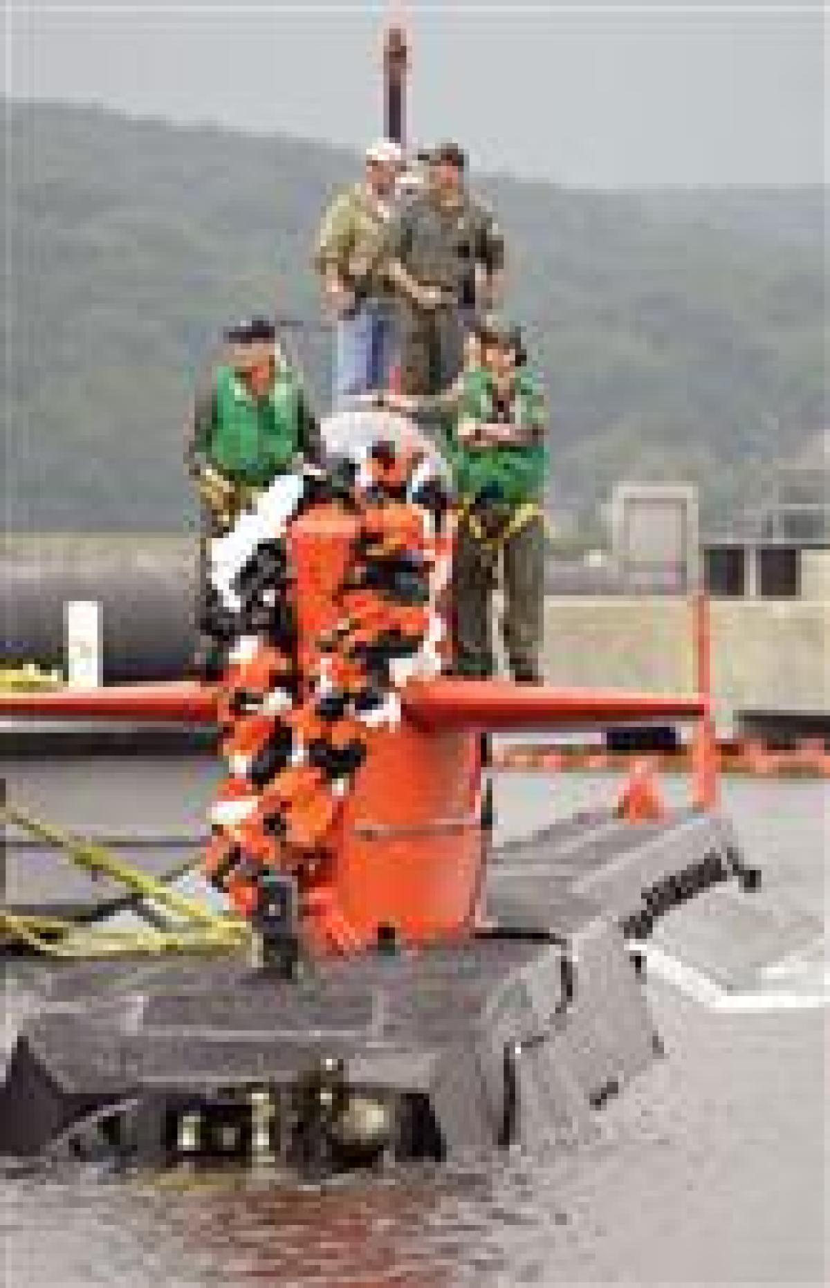U.S. NAVY (JOHN NAREWSKI)