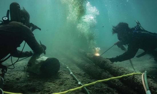 Navy divers