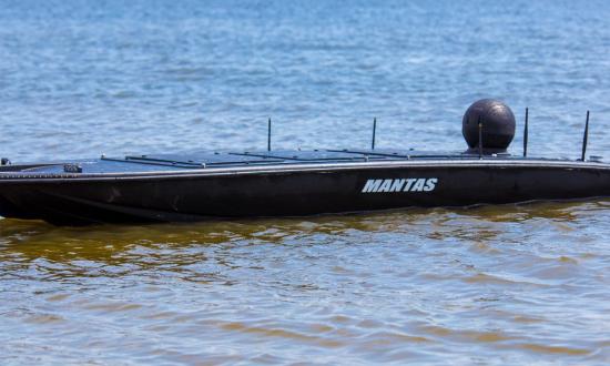 The unmanned surface vessel MANTAS T-12 surface variant.