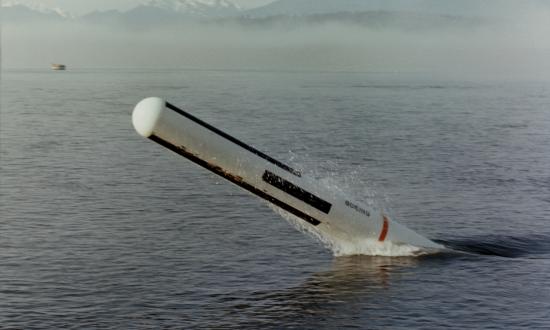 The UUM-125 Sea Lance nuclear-tipped antisubmarine weapon was designed to be launchable from Mk 41 vertical launching systems and 21-inch torpedo tubes. Here, a full-scale engineering model of the launch capsule has been test-fired from a submerged submarine’s torpedo tube.