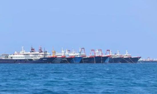 Chinese fishing fleet at Whitsun Reef 