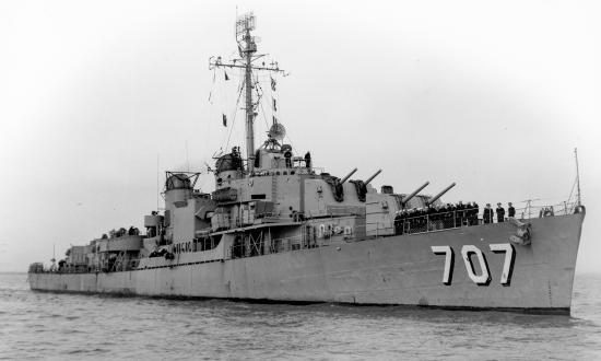 Starboard bow view of the USS Soley (DD-707)